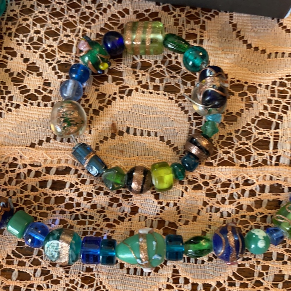 Bead Jewelry Set - Picture 3 of 4